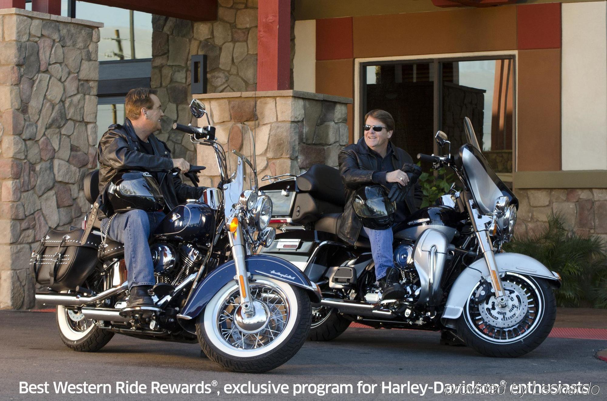 Rodeway Inn Barboursville Eksteriør bilde